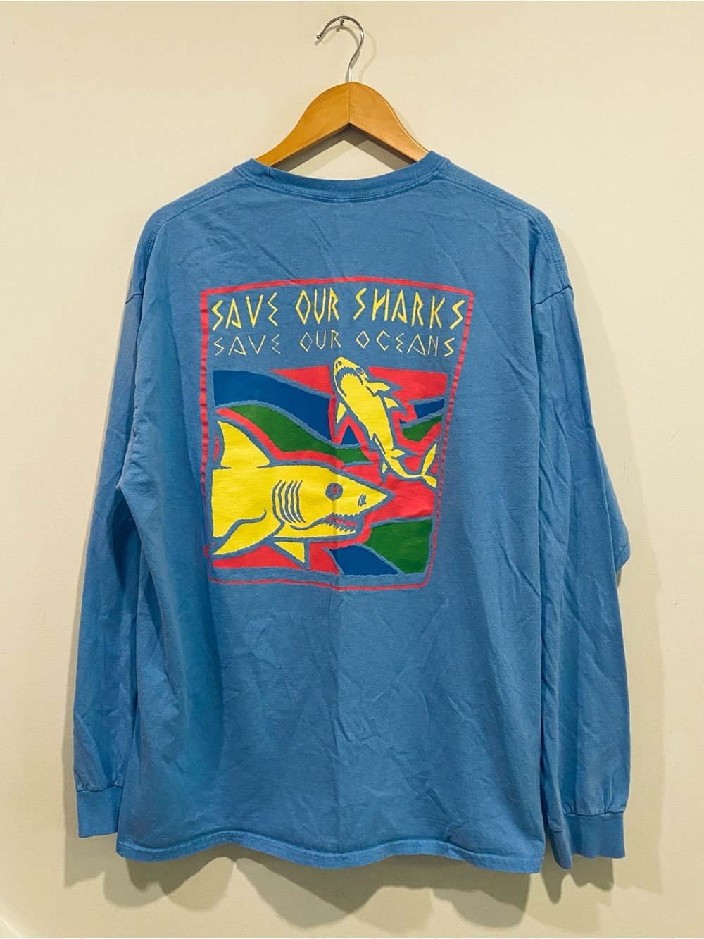 VINTAGE Save our Sharks Save our Oceans long sleeve T-shirt